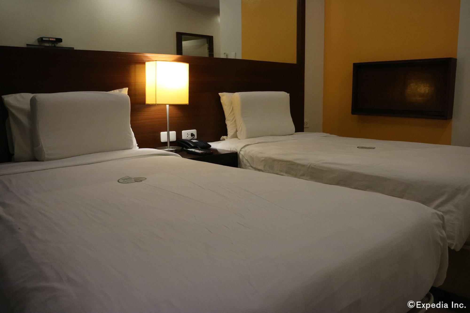 Go Hoteles Bacolod Exterior foto