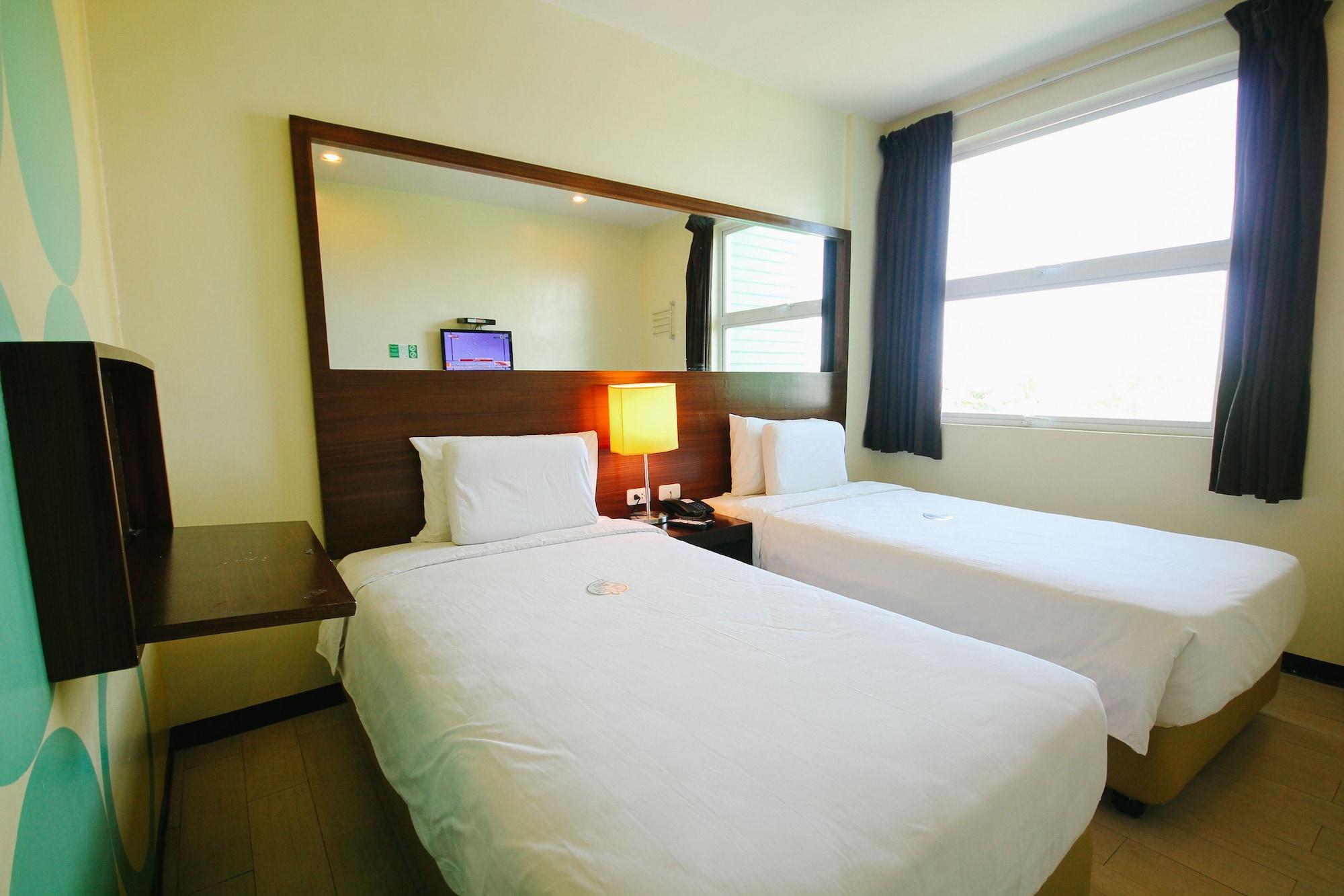 Go Hoteles Bacolod Exterior foto