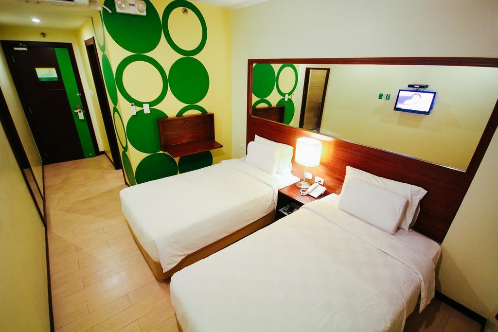 Go Hoteles Bacolod Exterior foto