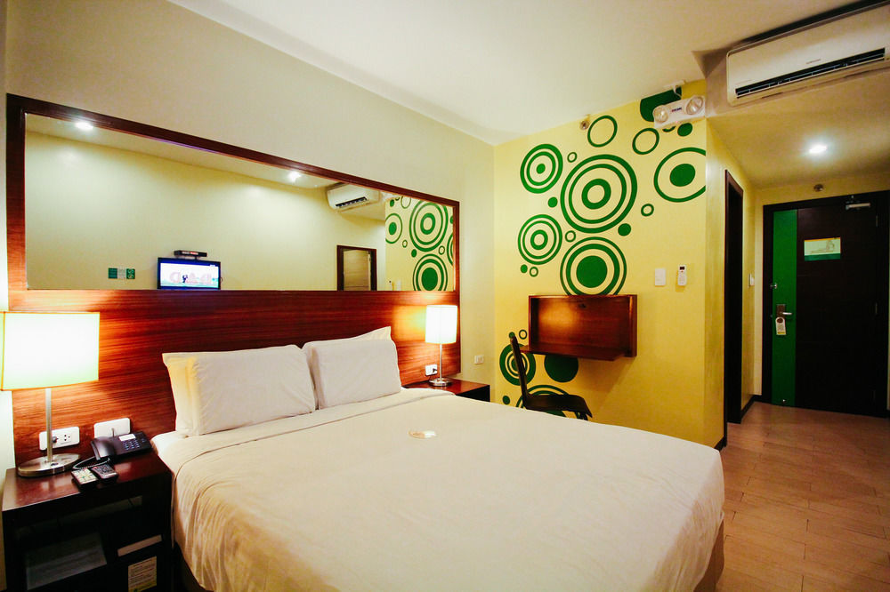Go Hoteles Bacolod Exterior foto