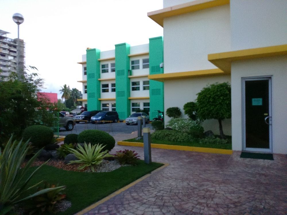 Go Hoteles Bacolod Exterior foto