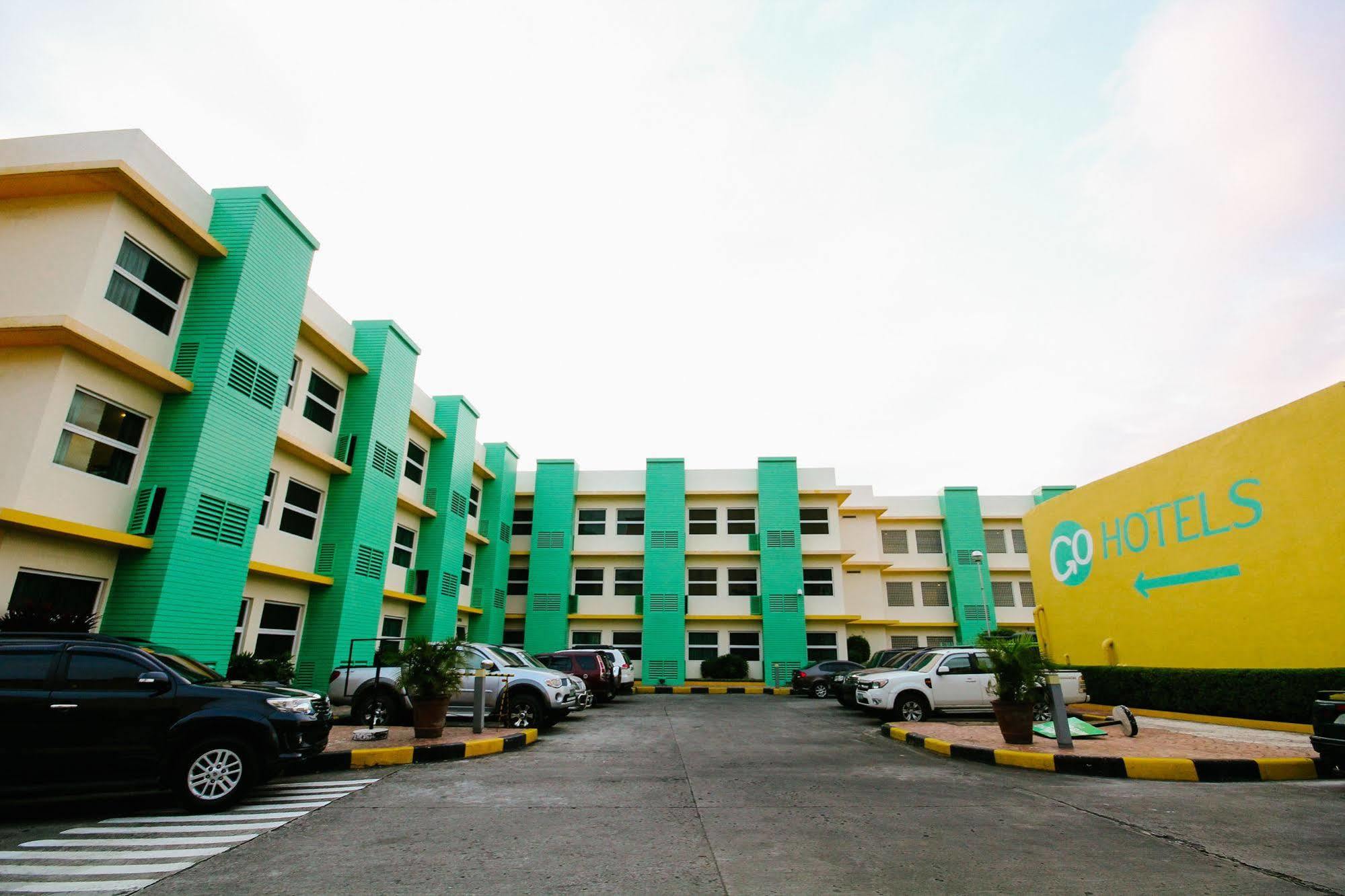 Go Hoteles Bacolod Exterior foto